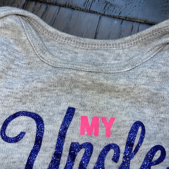 Bundle of Carter’s long sleeve onesies and matching leggings - Picture 3 of 7